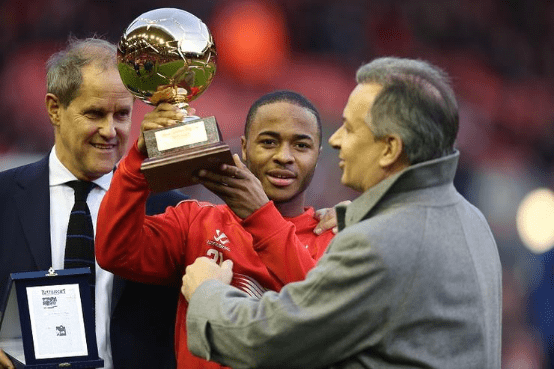 体育登录-那不勒斯力克利物浦,博格巴乌龙送礼世界杯