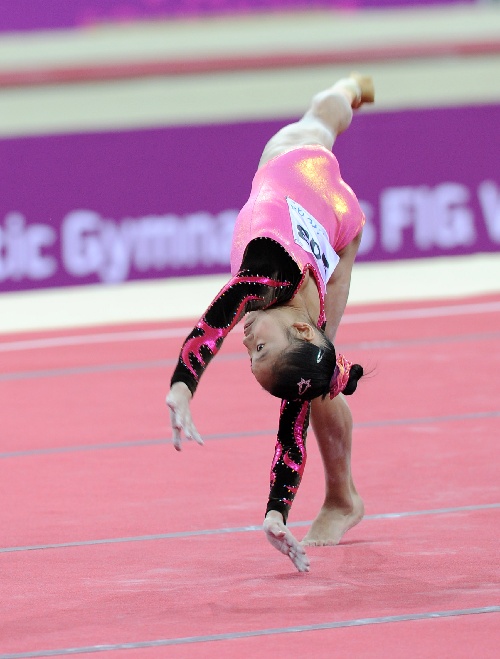 关于卡塔尔击败印度实现体操辉煌的信息 关于卡塔尔击败印度实现体操辉煌的信息