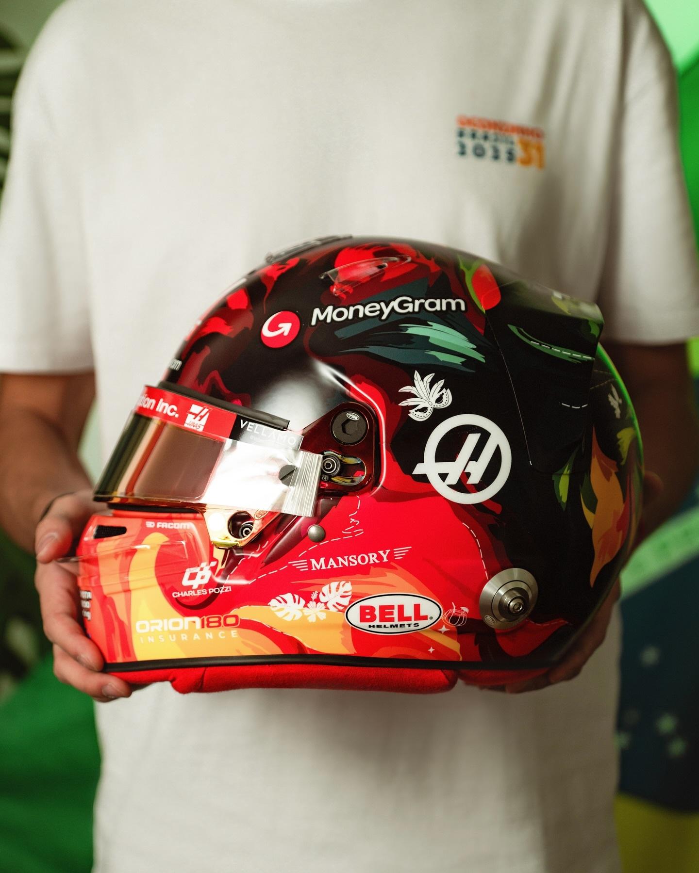 下载-哈斯车队轻取索伯车队，塞恩斯扛起全队