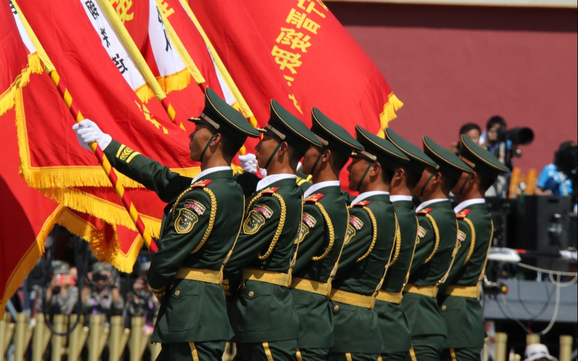 体育在线-羽坛王座易主？日本精密战术击穿丹麦北欧堡垒—世界排名争夺战焦点战全解析