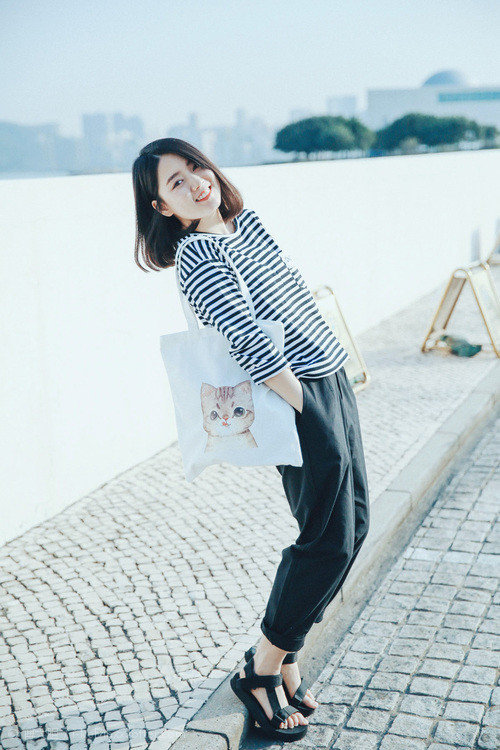 詹姆斯隔空致敬，雷霆提前终结悬念山西队，爆发之夜的双重含义